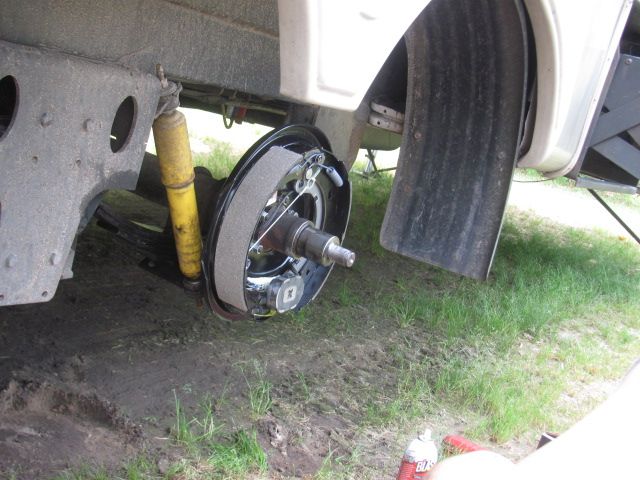 180505 001 replace springs, brakes, hubs, barings 002.jpg