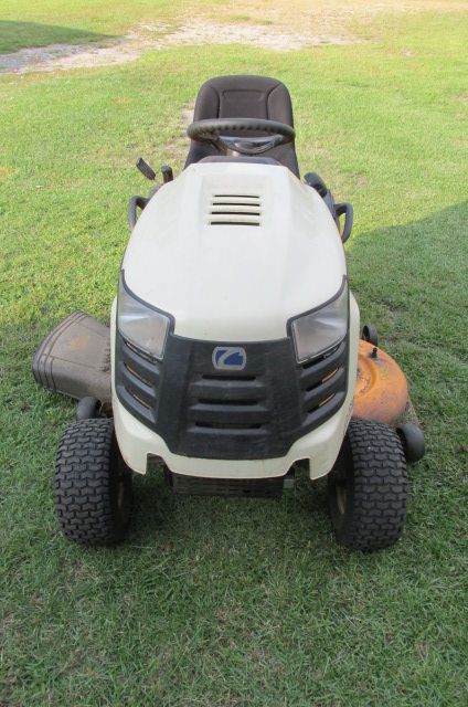 180825 002 Cub Cadet 002.jpg