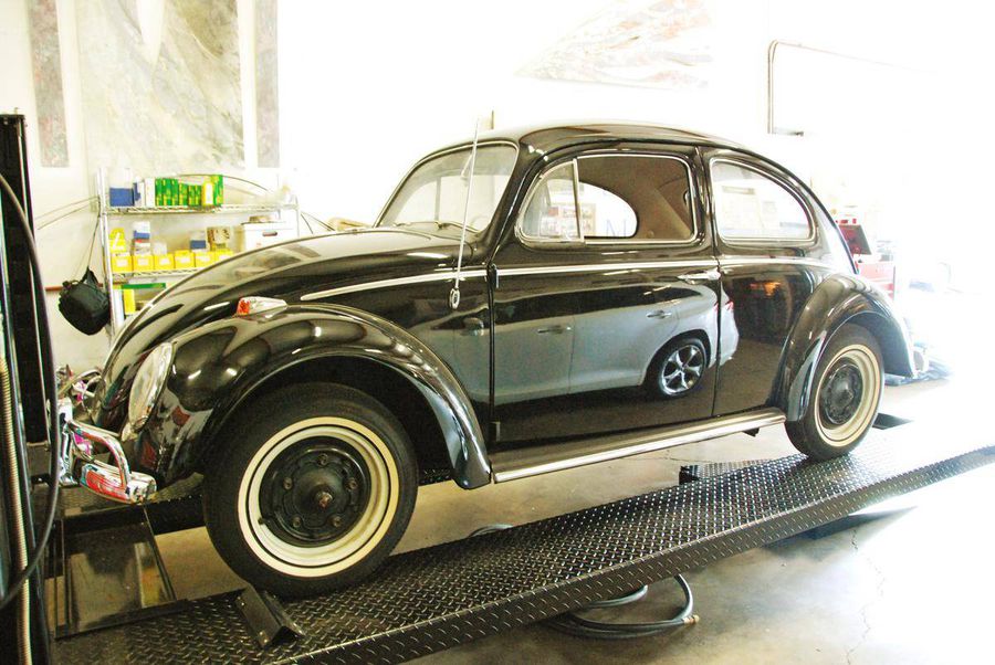 1964 VW Beetle.jpg