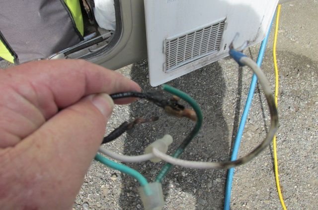 191007 001 burned wire 002.jpg