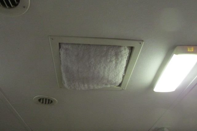 191116 002 vent insulation 002.jpg