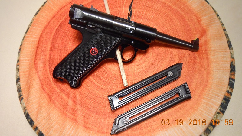 Mark IV pistol and magazines.jpg