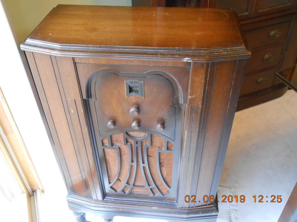 Crosley after RenWax_3049.JPG