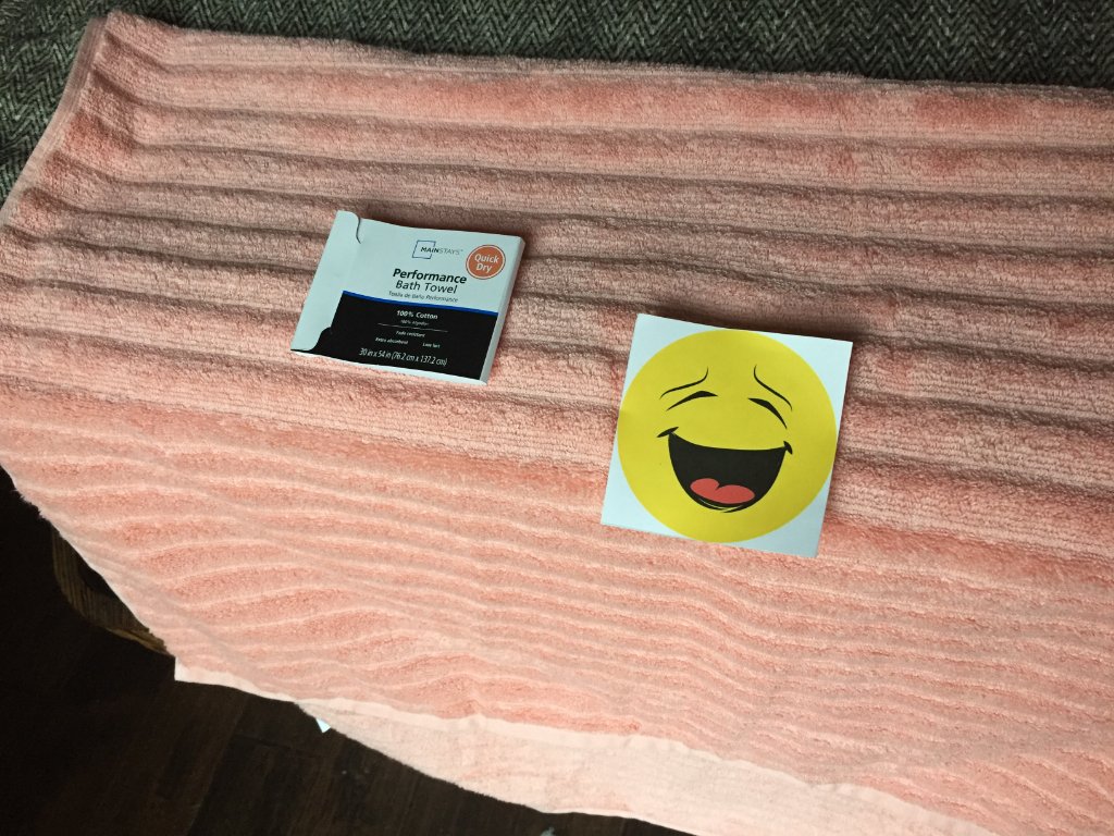 Markiver Pink Bath Sheet 001.JPG