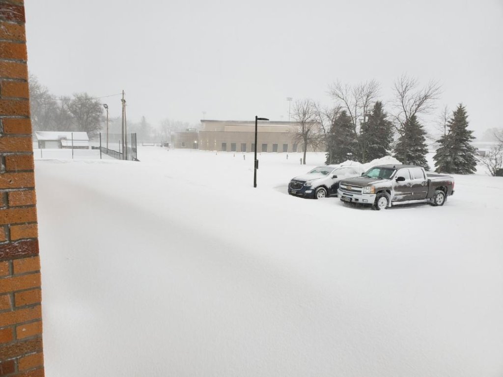 190411 001 April Snow 002.jpg