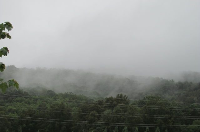 190610 001 heavy sky 001.jpg