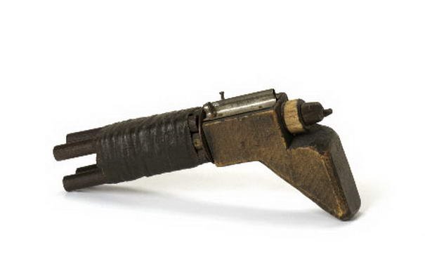 Four-Shot-Pistol.jpg