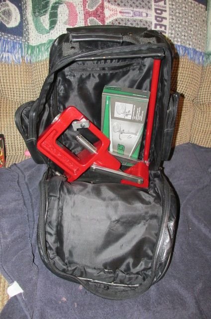200409 003 carrying case 001.jpg