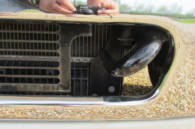 200424 001 tow hooks seen 002.jpg