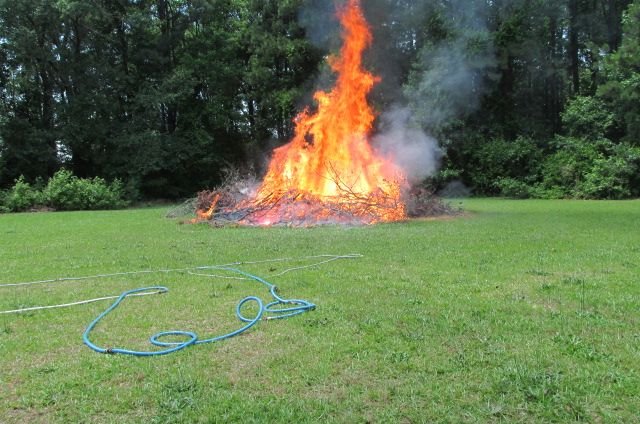 200602 001 Brush Pile Burn 002.jpg