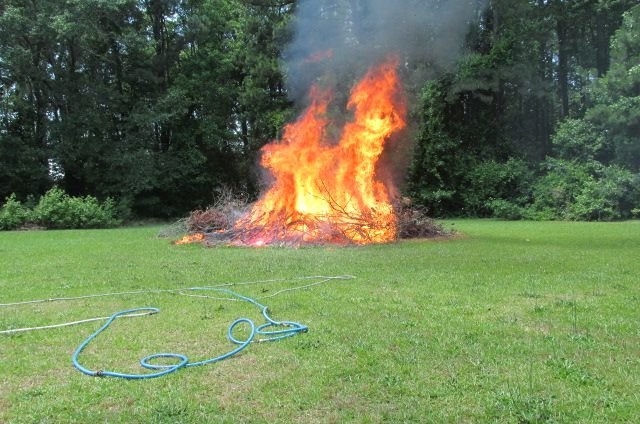 200602 001 Brush Pile Burn 001.jpg