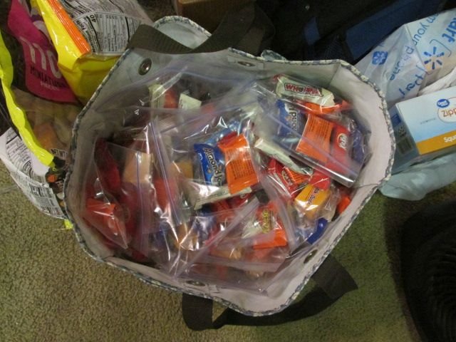 201022 002 Trick or Treat candy 003.jpg