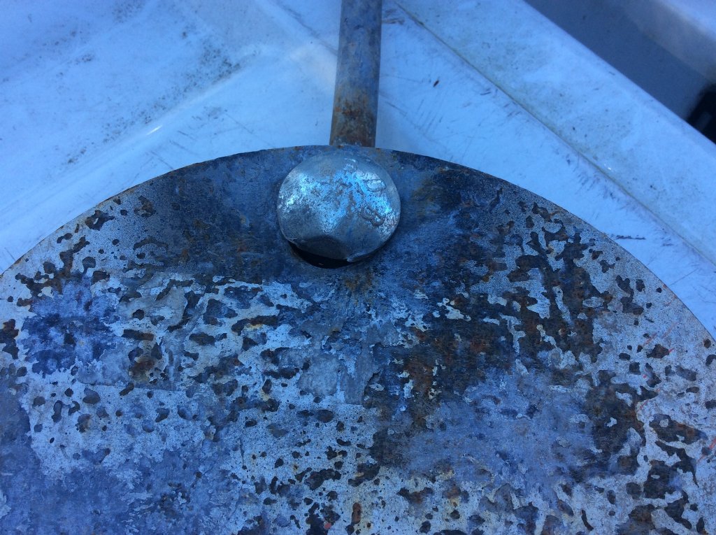 normal bolt head.jpg