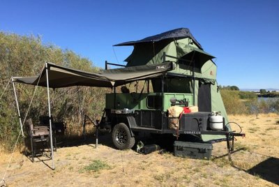 ugoat-full-tepui-setup-front-700x469[1].jpg