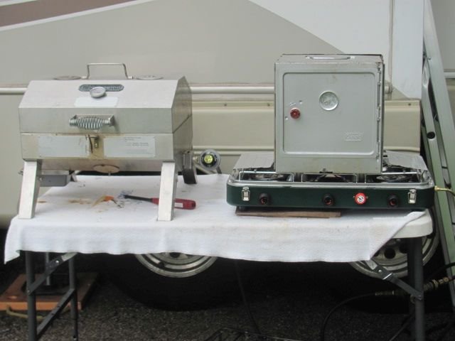180620 006 with Coleman Oven 001.jpg