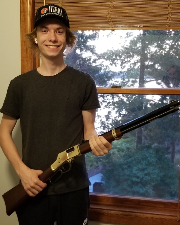 JoshHenry.jpg