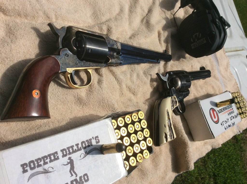 1858 remington and ruger new vaquero 45.jpg