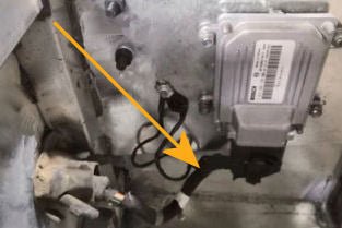 220331 001 wiring loom plug 001.jpg