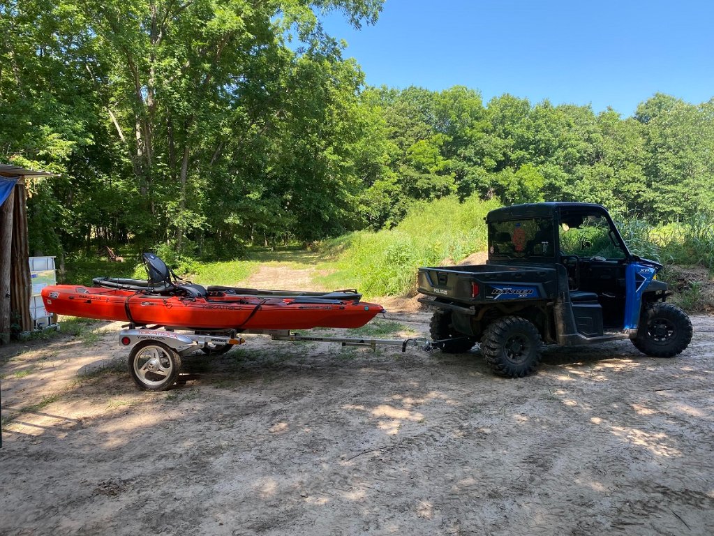 kayaks.jpg