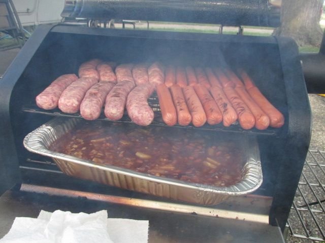 220702 001 dogs, brats, beans in SD 001.jpg