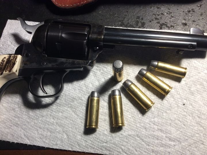45 colt 260 gr. flat point.jpg