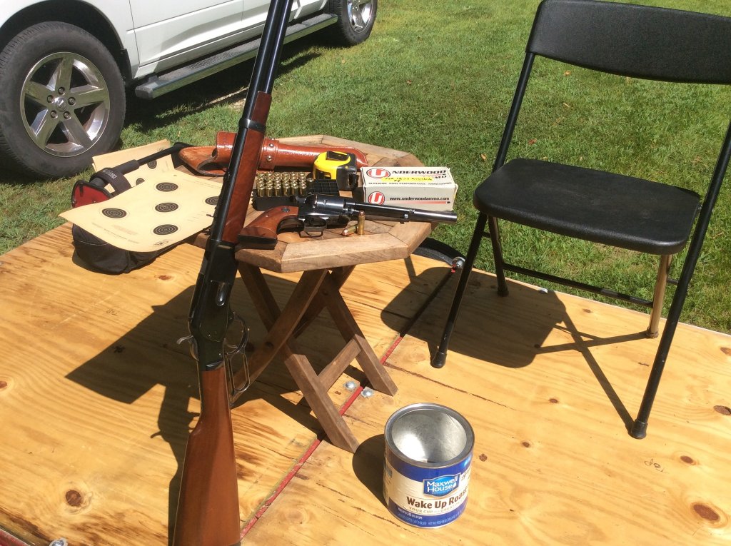 uberti 1873 .44 mag carbine and ruger SBH.jpg