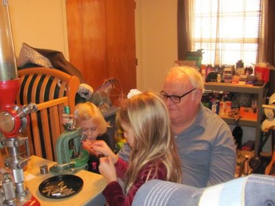 161211 001 girls reloading 001.jpg