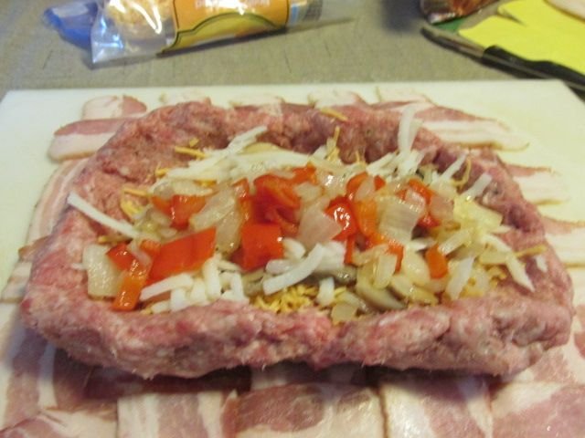 221026 004 onion and peppers 001.jpg