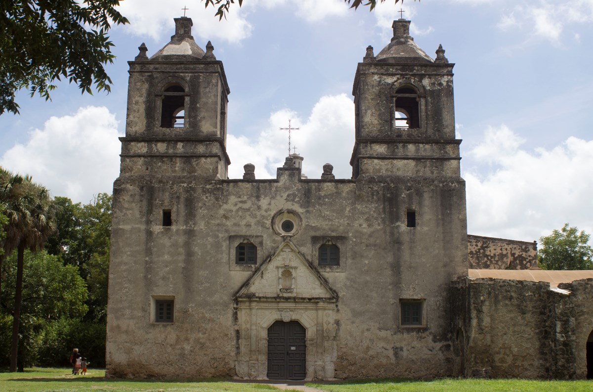 Concepcion_Church7_2017.jpg