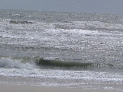 080415 002 Ocean Waves 002.jpg