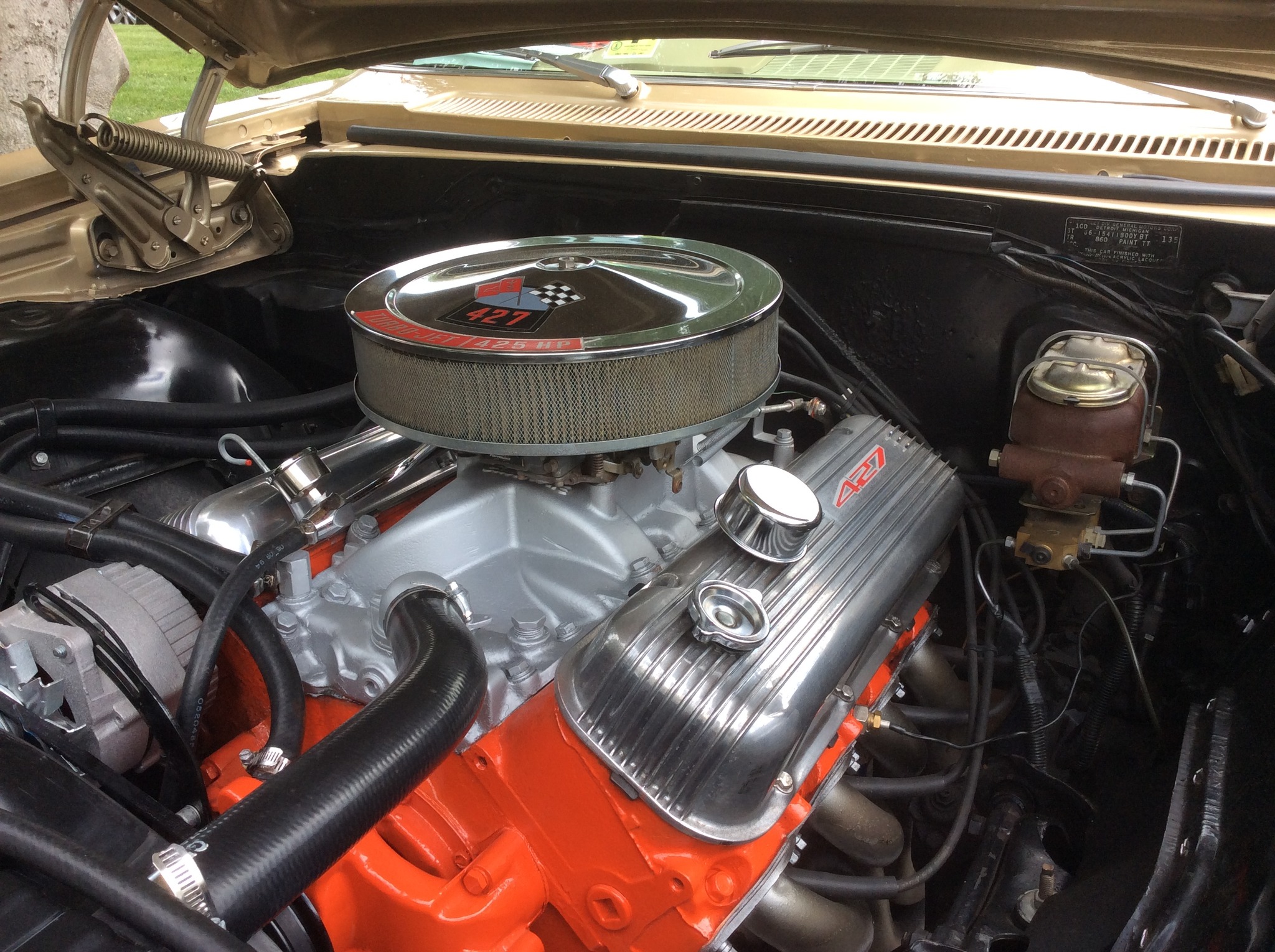 1966 Chevy Biscayne 427.jpg