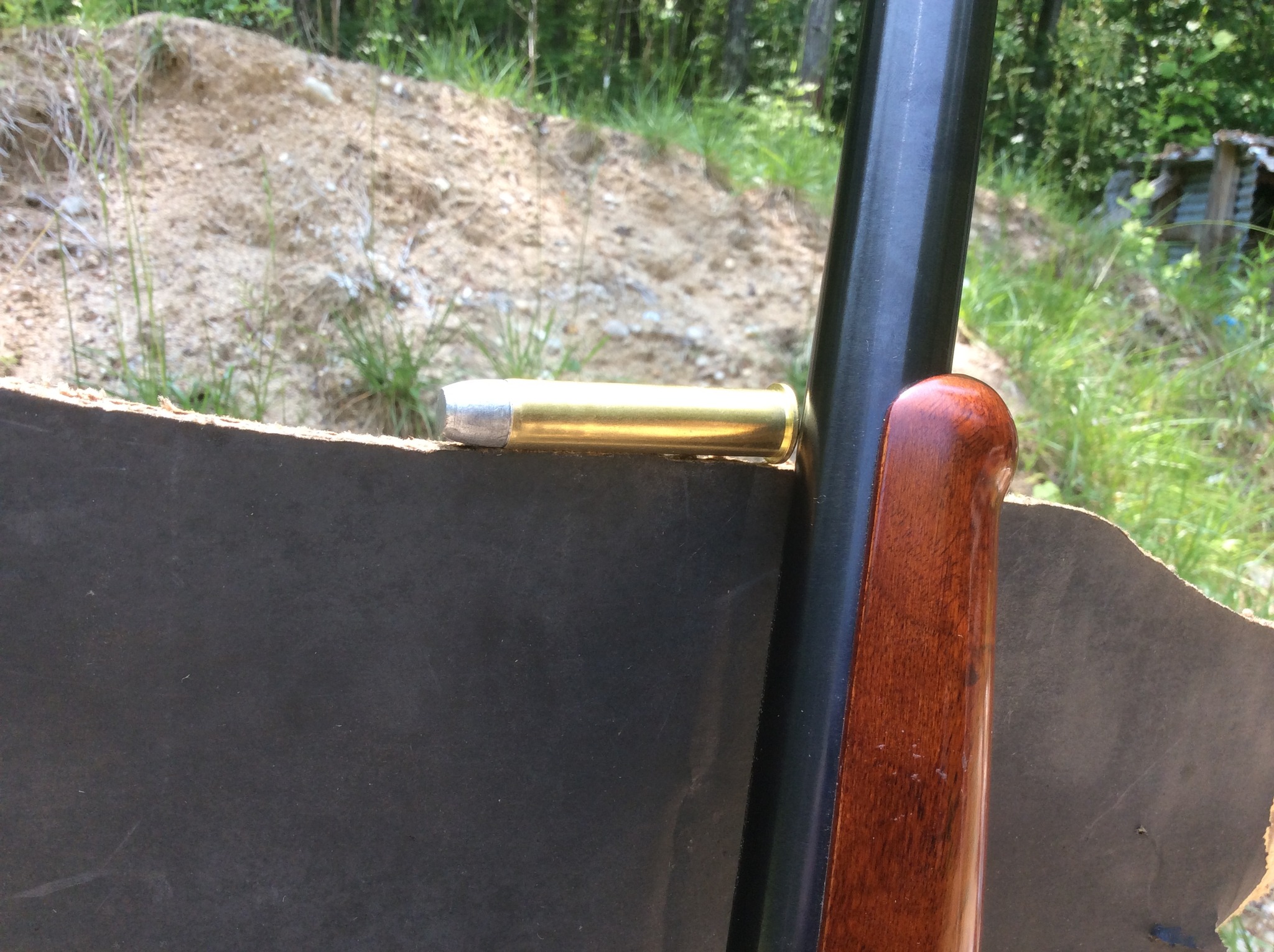 mild 45-70 plinking load using 405 gr bullet and 13 gr. unique     very mild shooting.jpg