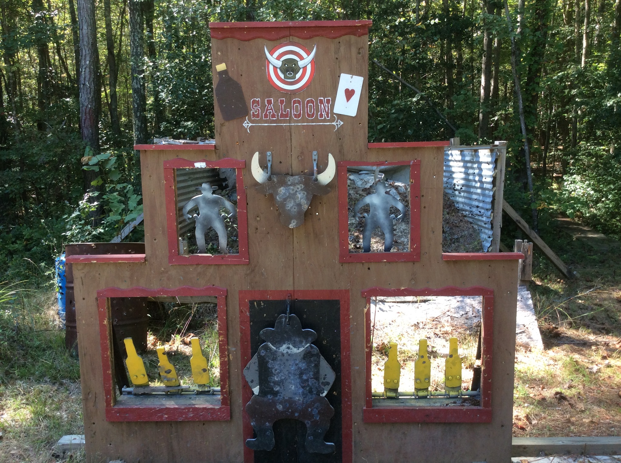 ol' saloon ready for more flying lead.jpg