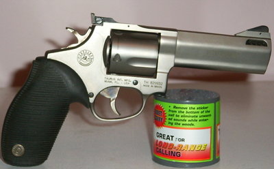 Taurus titanium  41 Mag1.JPG