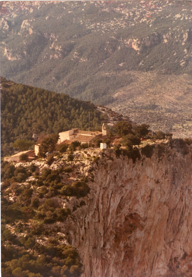 spanish castle two 2.jpg