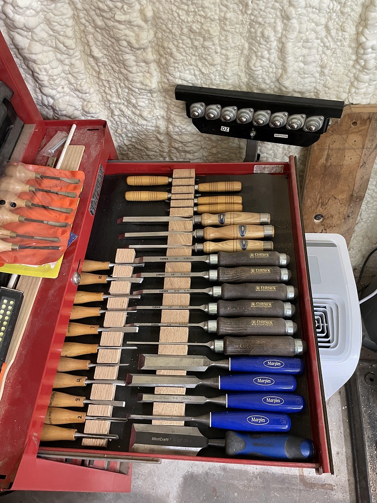 75 choose a chisel.jpg