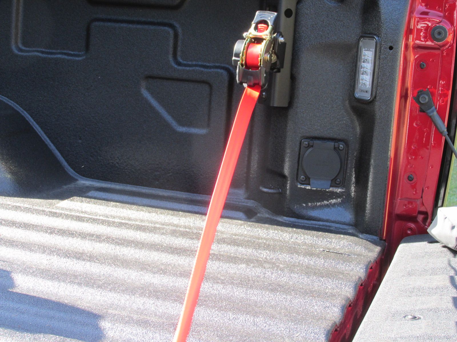 261003 001 tie down 006.jpg