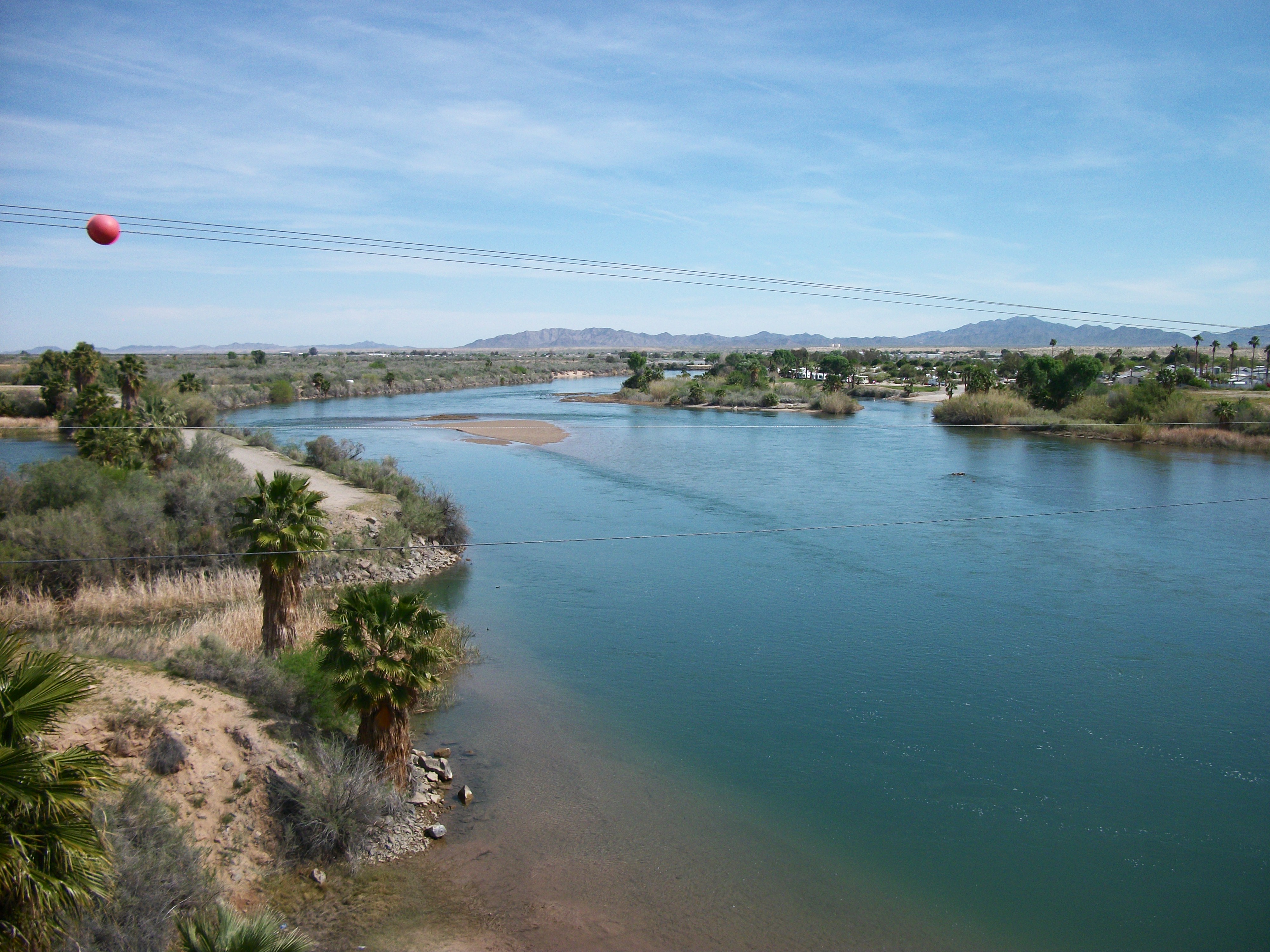 Colorado River that separates California and Arizona
