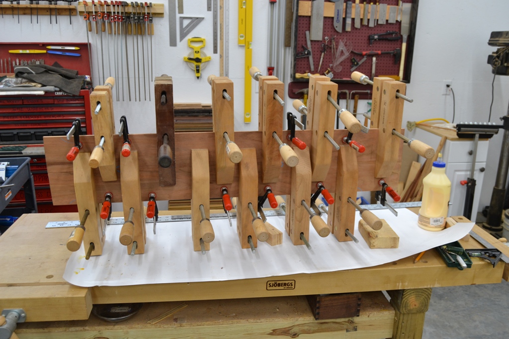 a few more clamps for the bottom.jpg