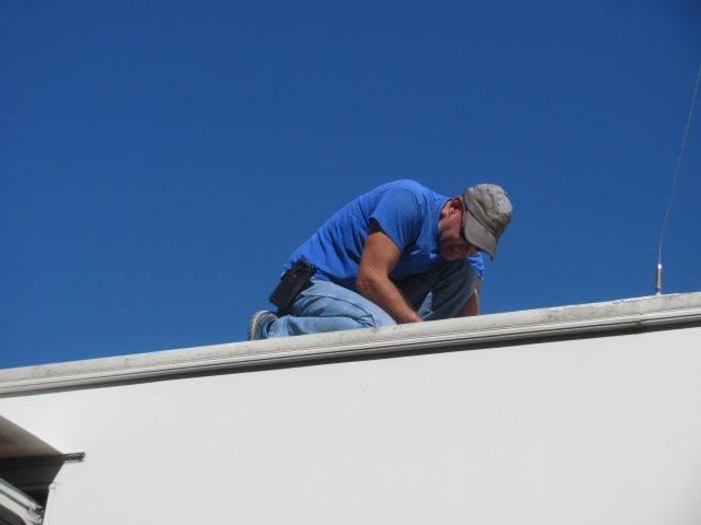 170917 001 Rob shower skylight 001.jpg
